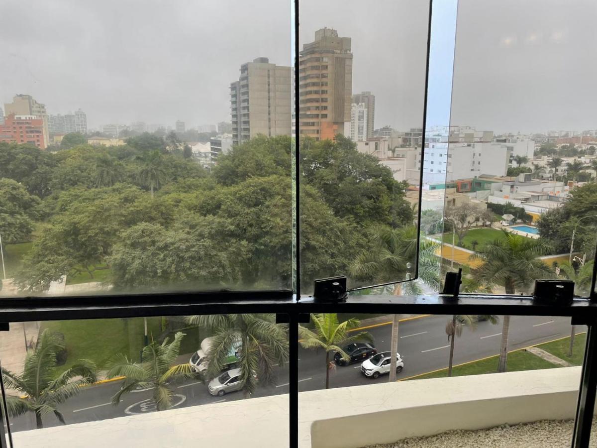 Acogedor Dpto En San Isidro Excelente Vista, Piscina Y Wifi Apartment Lima Luaran gambar